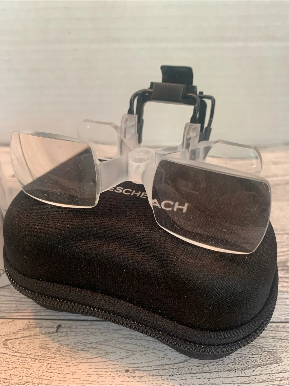 Eschenbach Clip on Glasses Max Detail 23g Magnification w/ case Brand New